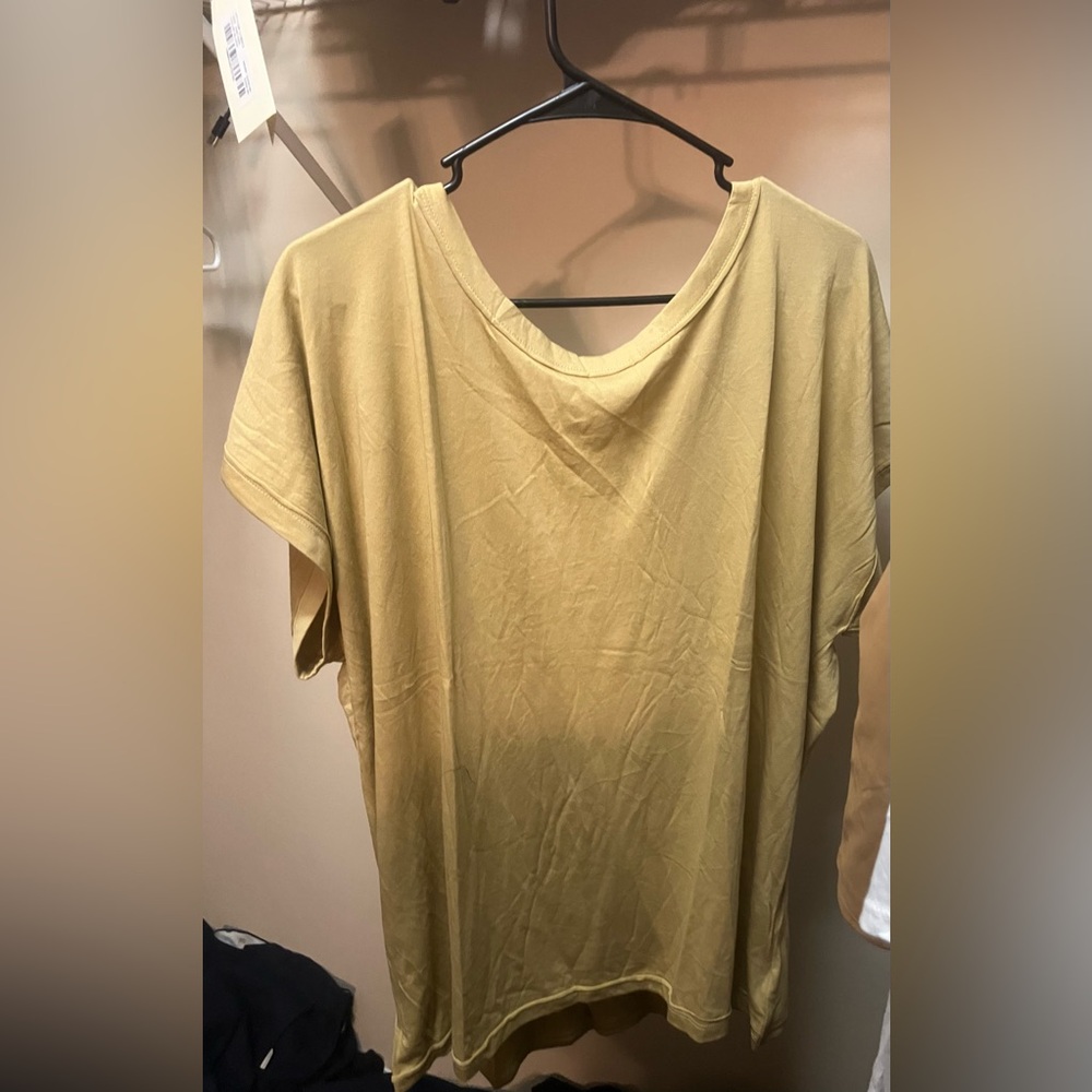 Open split back top
